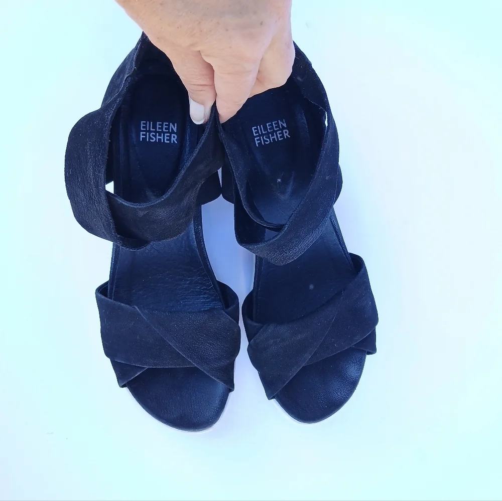 Eileen Fisher step out